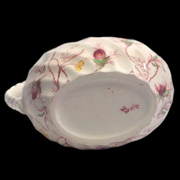Vintage Creamer "Rosebud Chintz" Copeland Spode England Ripple Edged 3"x 4"x 5" - Picture 6 of 6